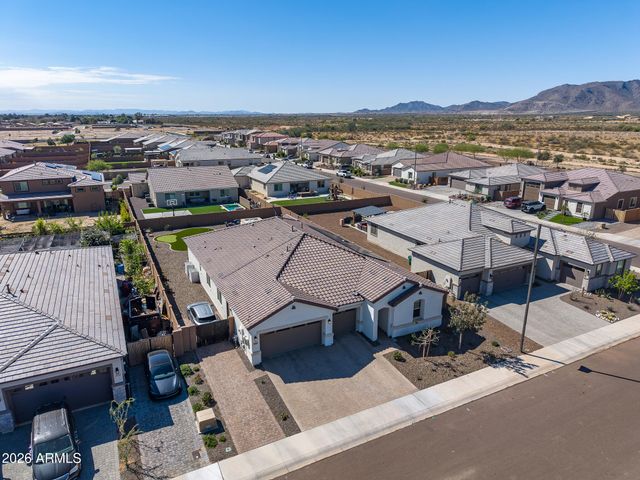 18625 W SELDON Lane, Waddell, AZ 85355