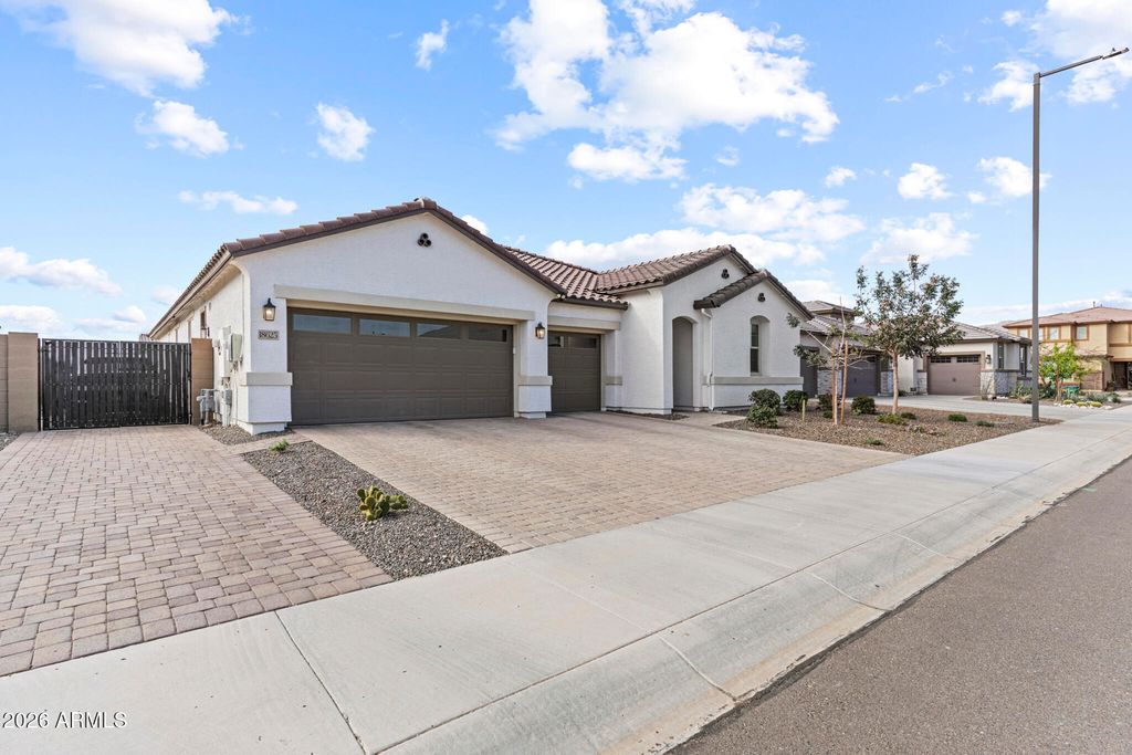 18625 W SELDON Lane, Waddell, AZ 85355 — photo 4
