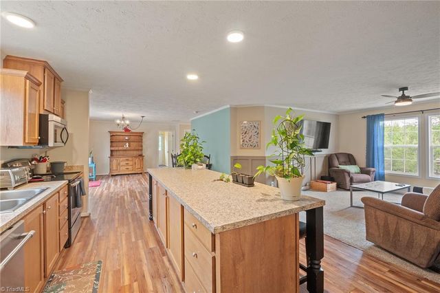 2517 Horseshoe Road, Westfield, NC 27053