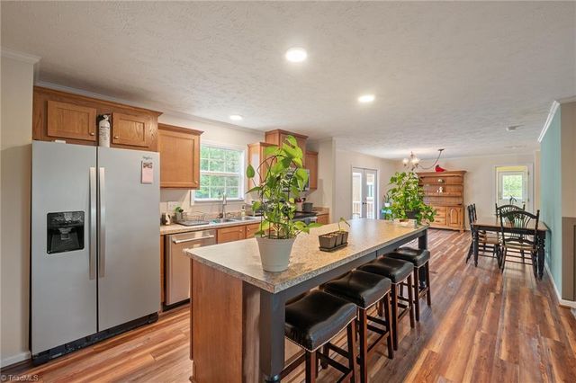 2517 Horseshoe Road, Westfield, NC 27053