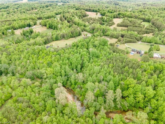 2517 Horseshoe Road, Westfield, NC 27053