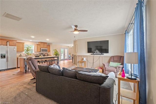 2517 Horseshoe Road, Westfield, NC 27053