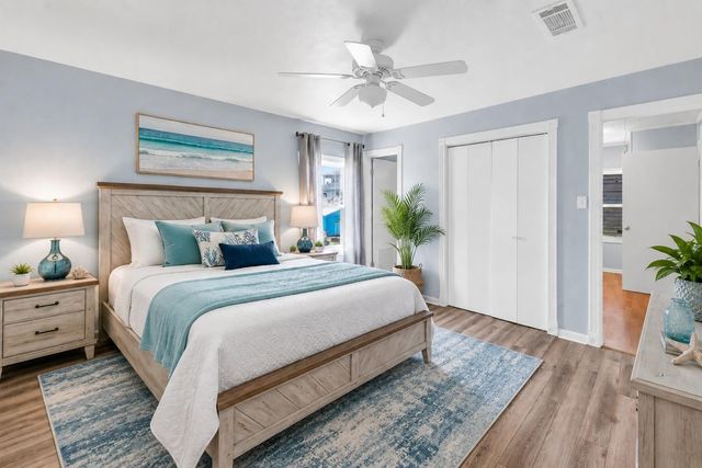 817 Westview, Galveston, TX 77650