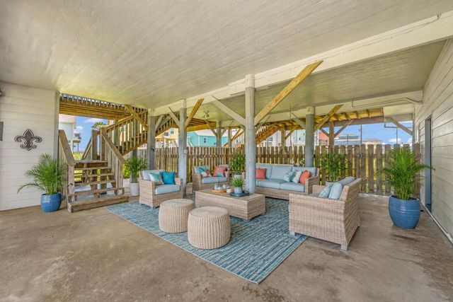 817 Westview, Galveston, TX 77650