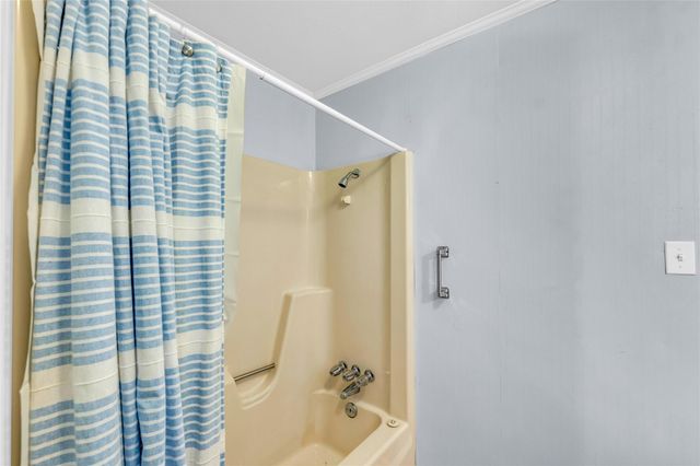 817 Westview, Galveston, TX 77650