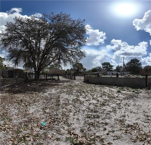 425 Lindero ST, Clewiston, FL 33440