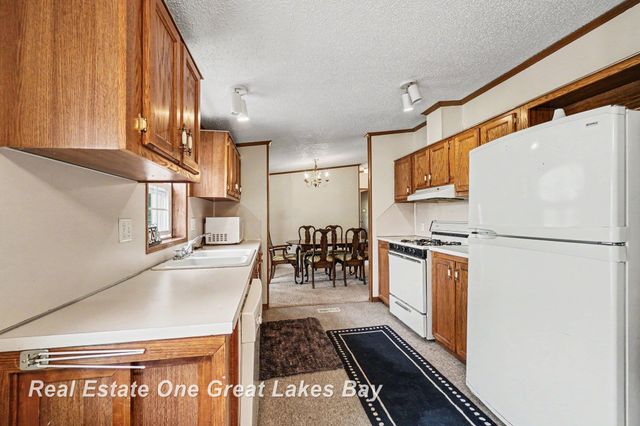 760 Doro Lane, Saginaw, MI 48604