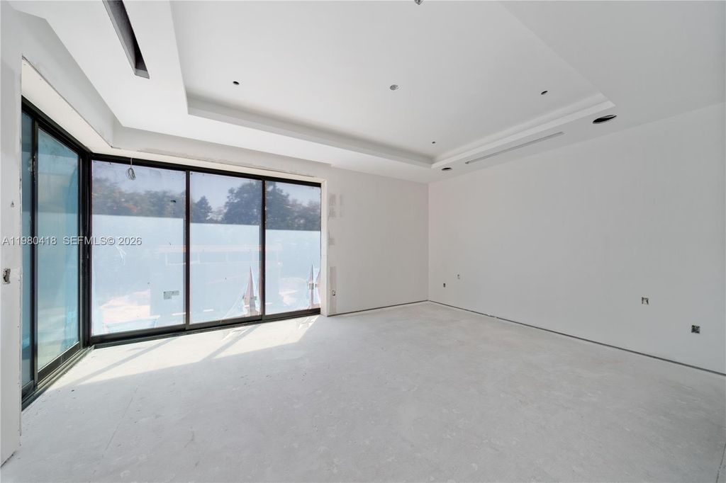 Image 30 of property listing at 820 NE 111th St, Biscayne Park, FL 33161