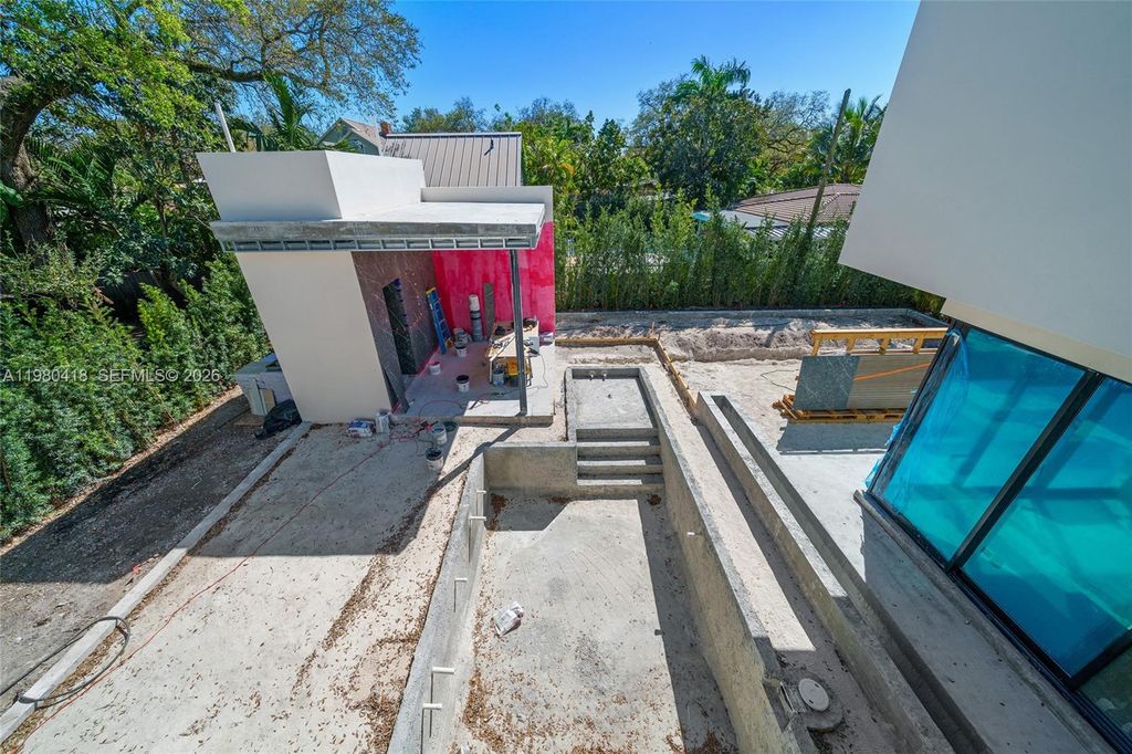 Image 33 of property listing at 820 NE 111th St, Biscayne Park, FL 33161