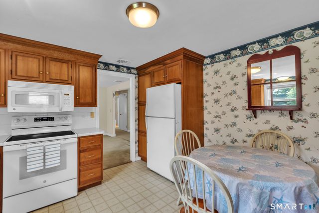 22 Cottwell Drive, Wethersfield, CT 06109