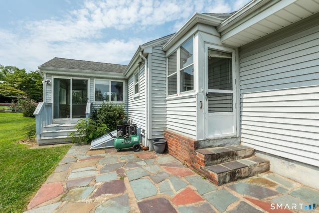 22 Cottwell Drive, Wethersfield, CT 06109