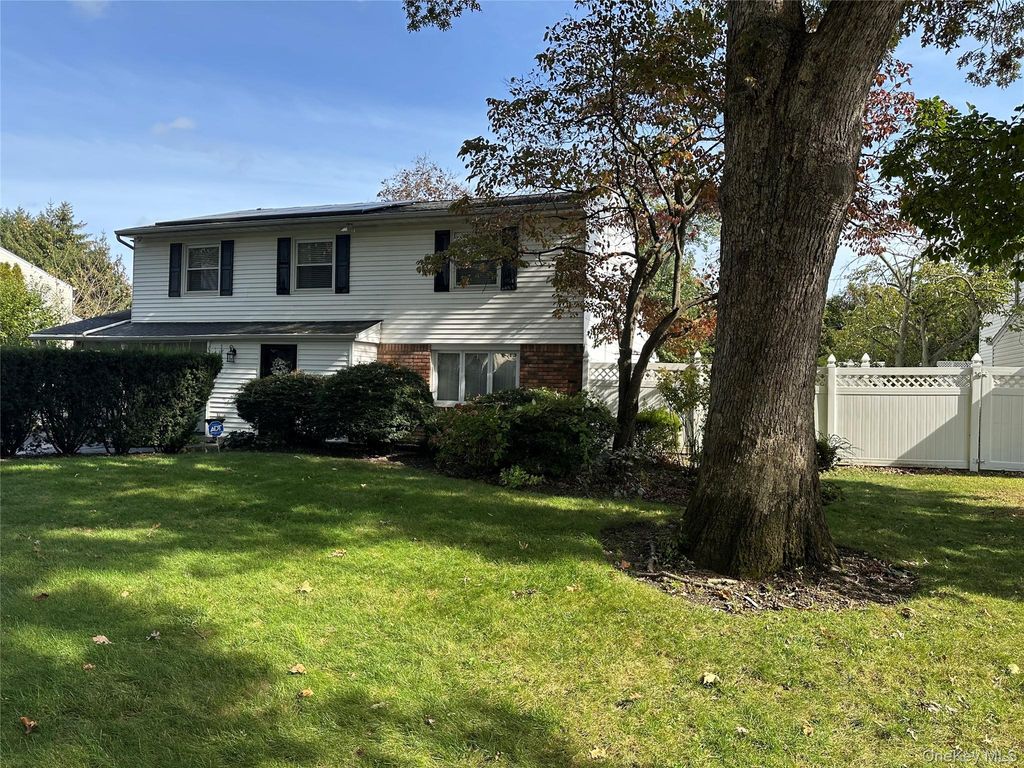 155 Alexander Avenue, Nesconset, NY 11767