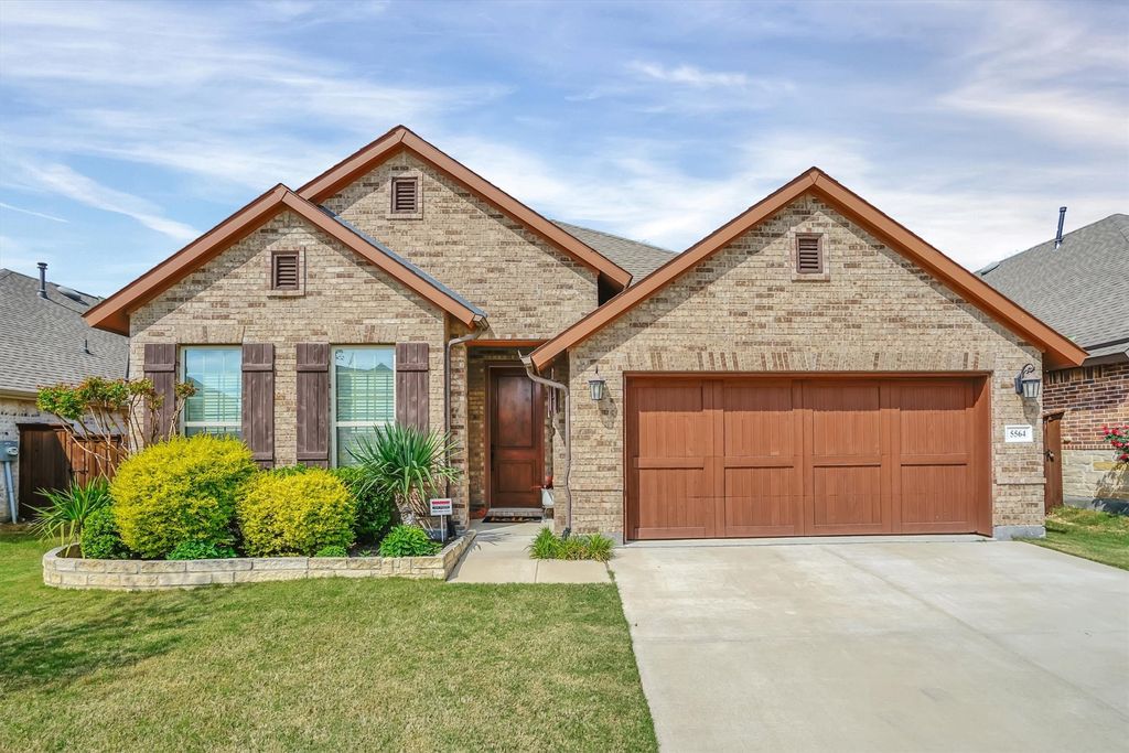 5564 Vaquero Road, Fort Worth, TX 76126