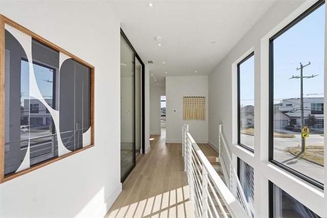 6801 Tyree Street, Dallas, TX 75209