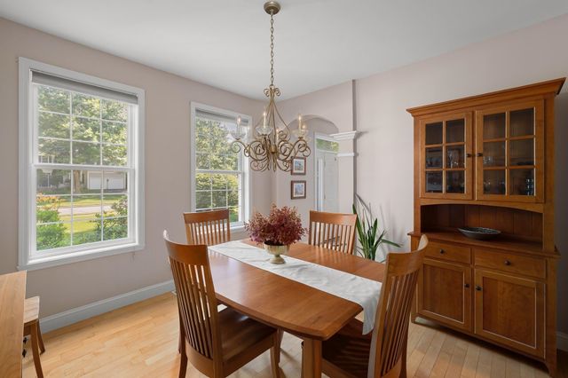 49 Sydney Drive, Essex, VT 05452