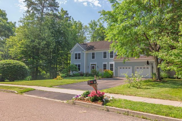 49 Sydney Drive, Essex, VT 05452