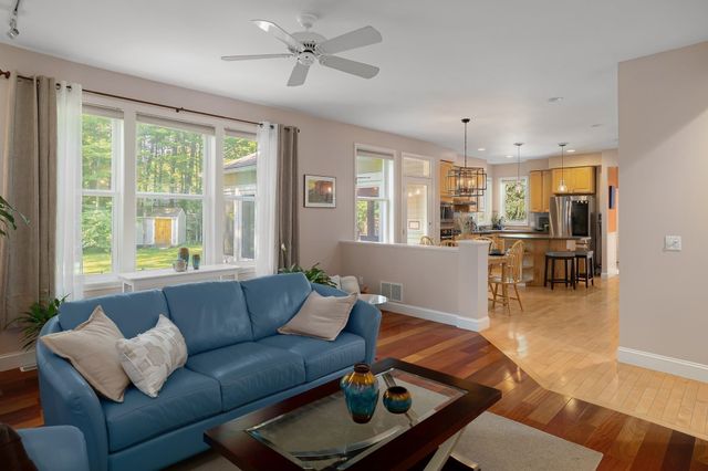 49 Sydney Drive, Essex, VT 05452