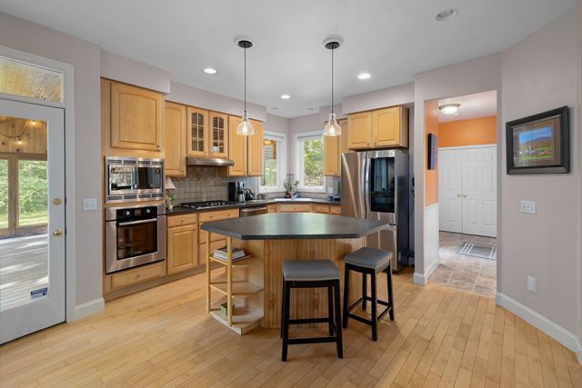 49 Sydney Drive, Essex, VT 05452