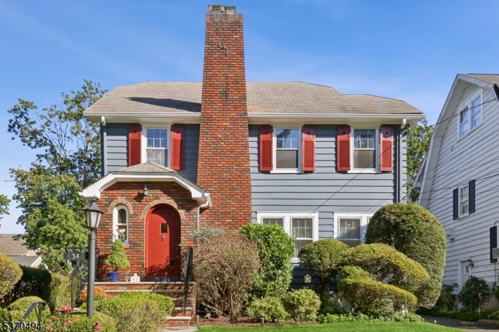 34 Lancaster Ave, Maplewood Twp., NJ 07040