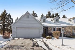 W178N9743 Riversbend CIRCLE W, Germantown, WI 53022