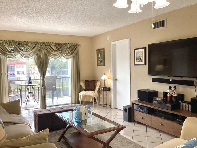 361 S Hollybrook Drive 305, Pembroke Pines, FL 33025