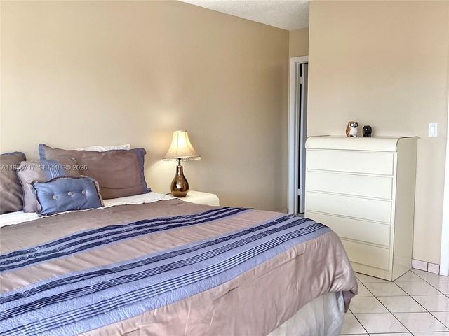 361 S Hollybrook Drive 305, Pembroke Pines, FL 33025