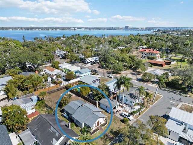 2710 3RD AVENUE W, Bradenton, FL 34205