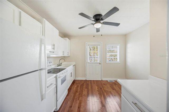 2710 3RD AVENUE W, Bradenton, FL 34205