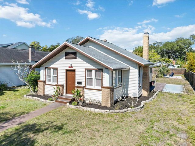 2710 3RD AVENUE W, Bradenton, FL 34205