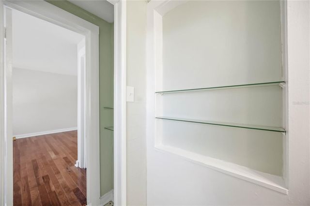 2710 3RD AVENUE W, Bradenton, FL 34205