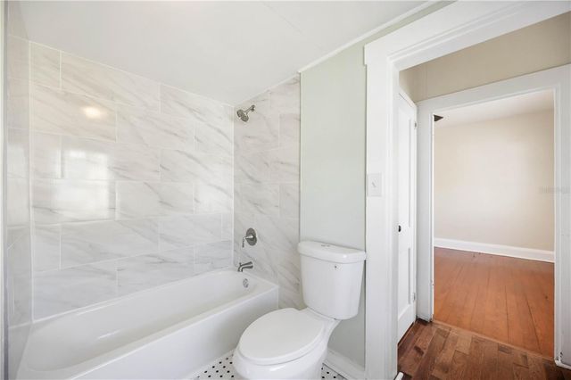 2710 3RD AVENUE W, Bradenton, FL 34205