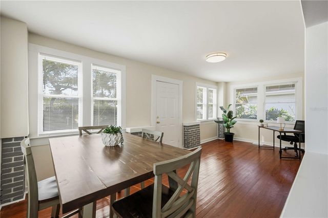 2710 3RD AVENUE W, Bradenton, FL 34205