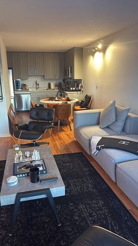 164 Galen 72, Watertown, MA 02472