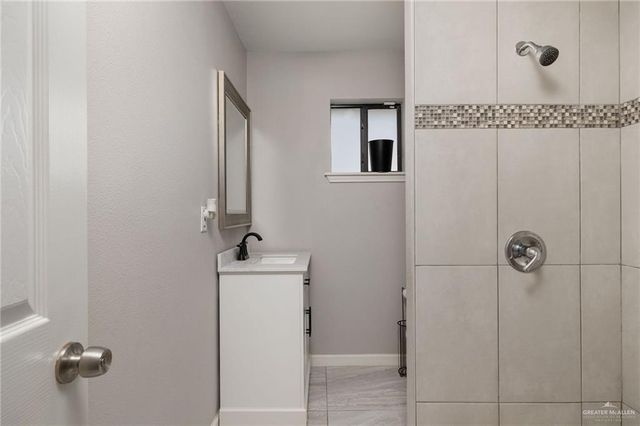 9161 N Mile 4 W Road, Weslaco, TX 78570