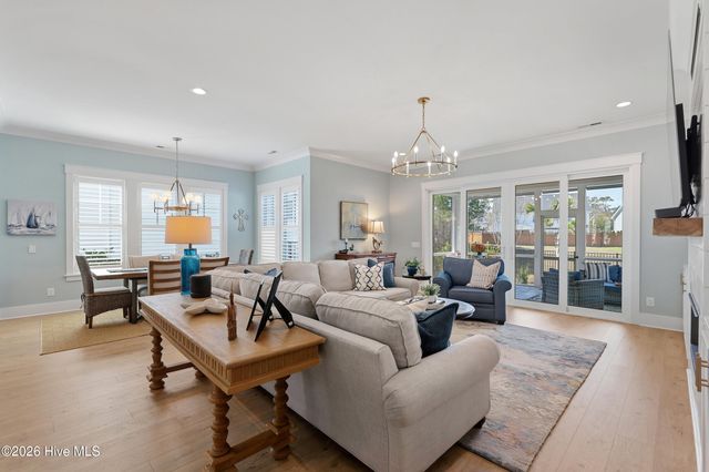 637 Bedminister Lane, Wilmington, NC 28405