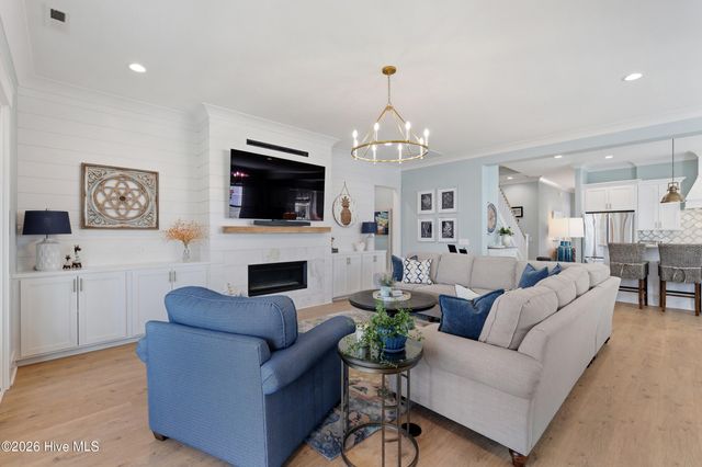 637 Bedminister Lane, Wilmington, NC 28405