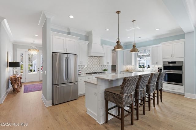 637 Bedminister Lane, Wilmington, NC 28405