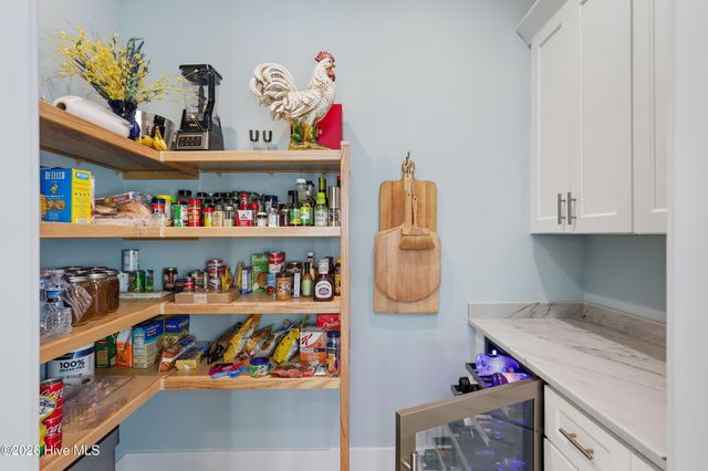 637 Bedminister Lane, Wilmington, NC 28405