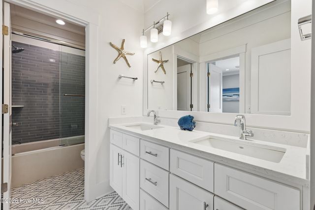 637 Bedminister Lane, Wilmington, NC 28405