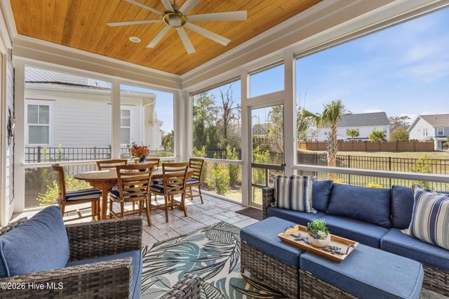 637 Bedminister Lane, Wilmington, NC 28405