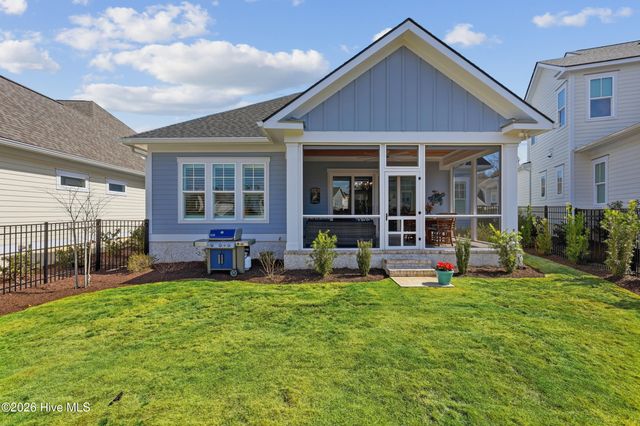 637 Bedminister Lane, Wilmington, NC 28405