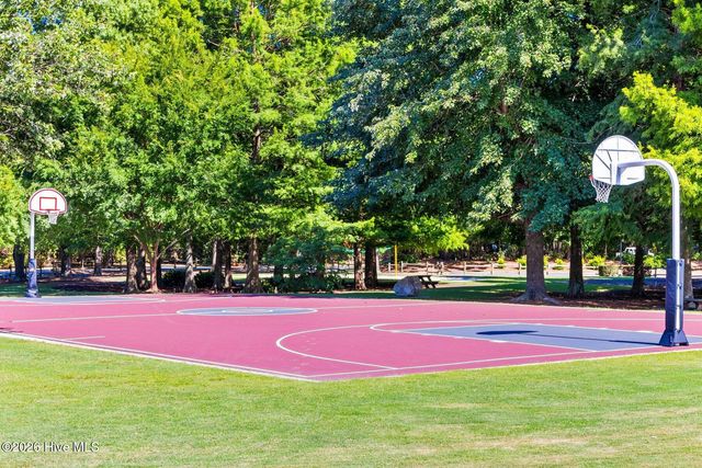 637 Bedminister Lane, Wilmington, NC 28405