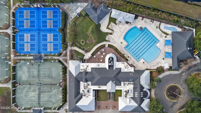 637 Bedminister Lane, Wilmington, NC 28405