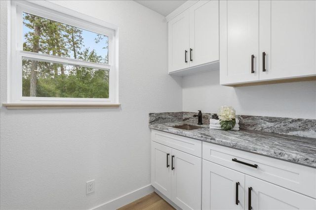 1530 Sugar Pine Rd, Meadow Vista, CA 95722