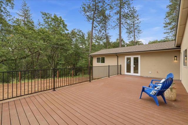 1530 Sugar Pine Rd, Meadow Vista, CA 95722