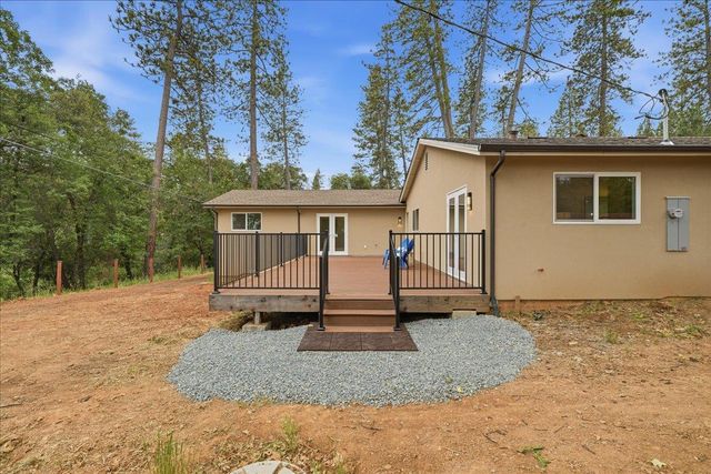 1530 Sugar Pine Rd, Meadow Vista, CA 95722