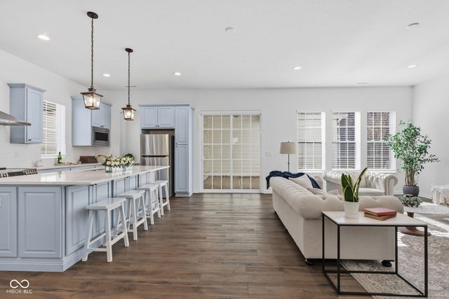 15304 Fairlands Drive, Westfield, IN 46074