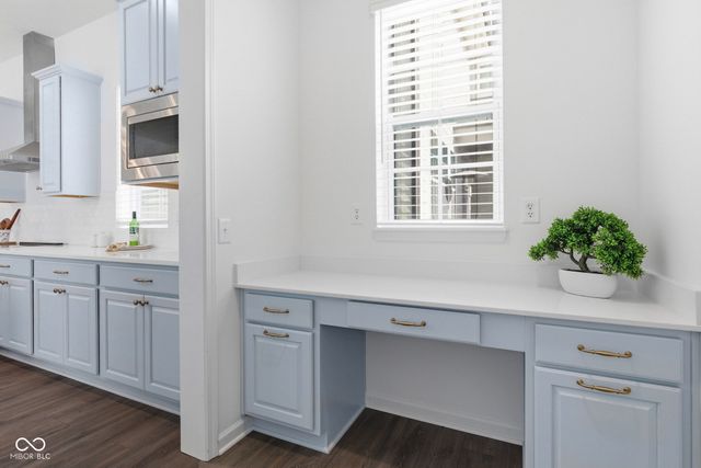 15304 Fairlands Drive, Westfield, IN 46074