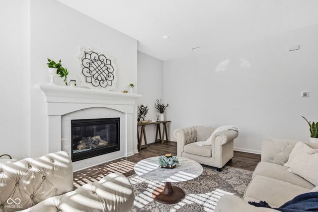 15304 Fairlands Drive, Westfield, IN 46074