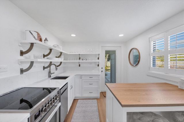 638 YALE STREET, Englewood, FL 34223